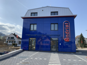 Neubau Andrist – Gewerbehaus mit Wohnung in Böckten